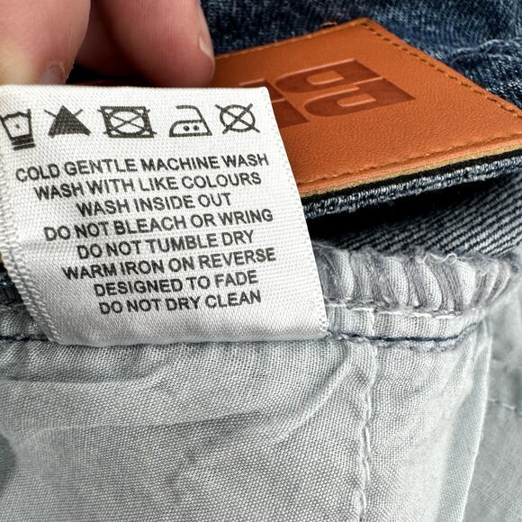 Princess Polly Jeans Womens 2 (25x31 ACTUAL) Wide Leg V-Waist Karol Dark NEW - Picture 7 of 8